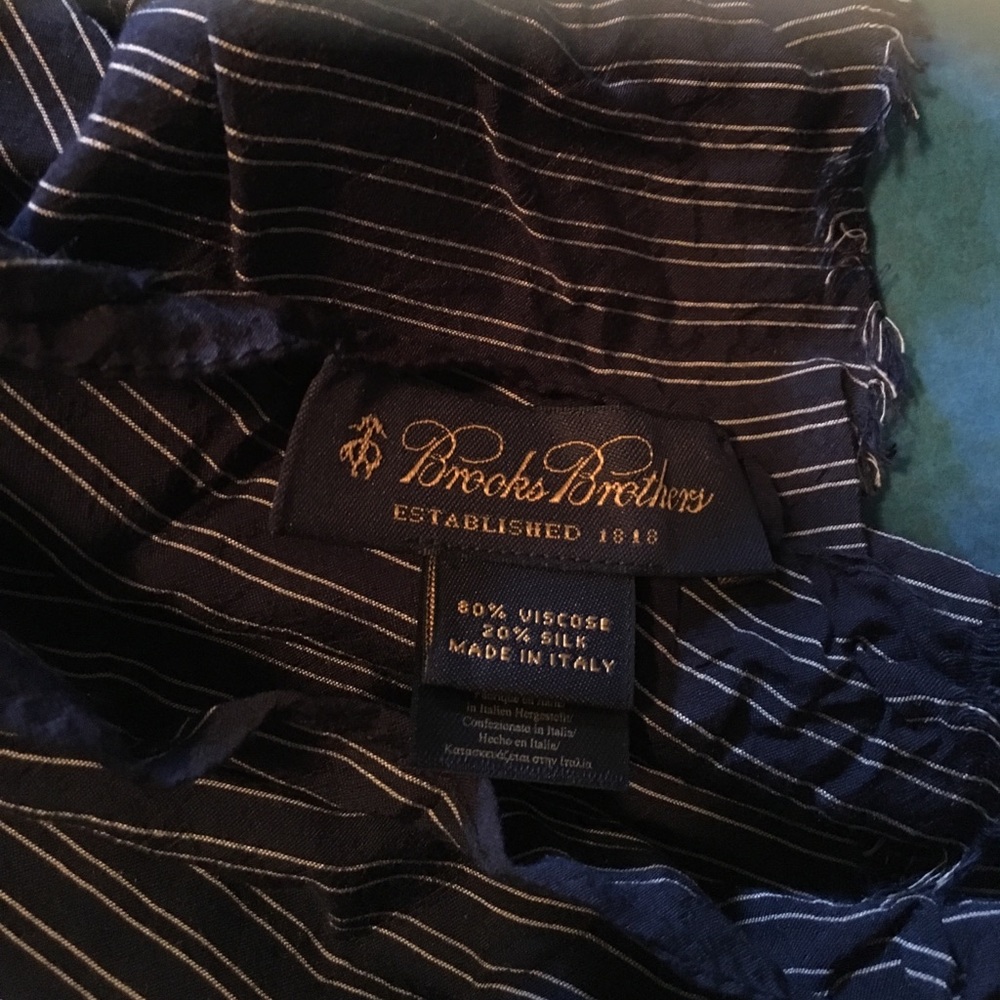 Brooks Brothers scarve NWOT