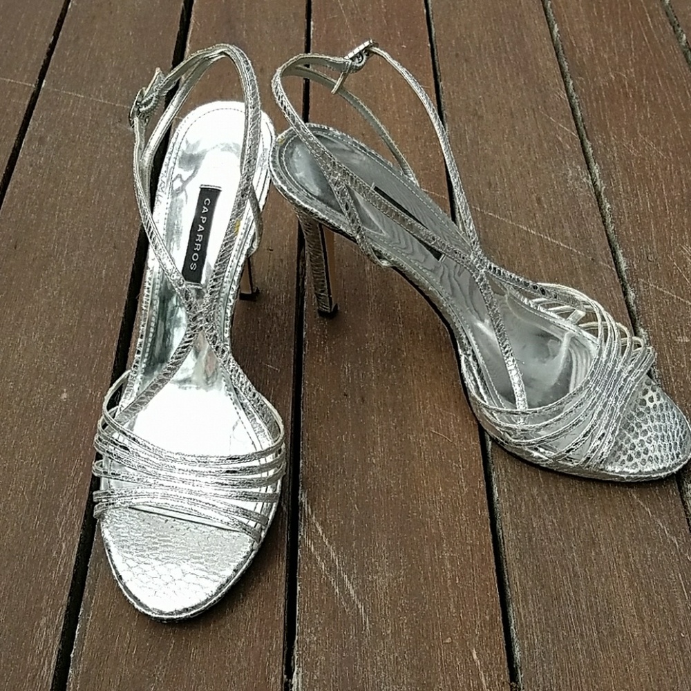 Caparros Silver Metallic Open Toe Heels Strappy Sandals Size 8.5 Formal Bridal - Picture 2 of 8