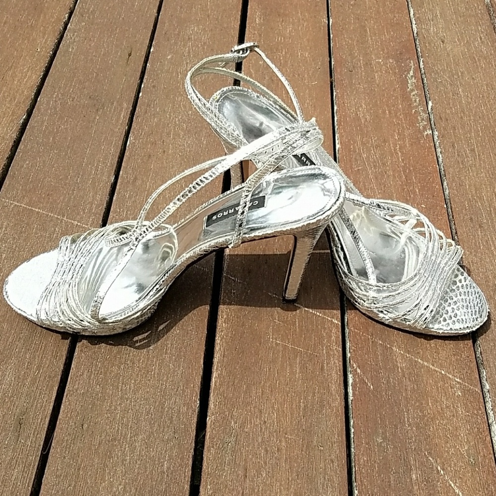 Caparros Silver Metallic Open Toe Heels Strappy Sandals Size 8.5 Formal Bridal - Picture 3 of 8