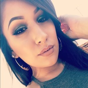 Meet your Posher, Lizeth