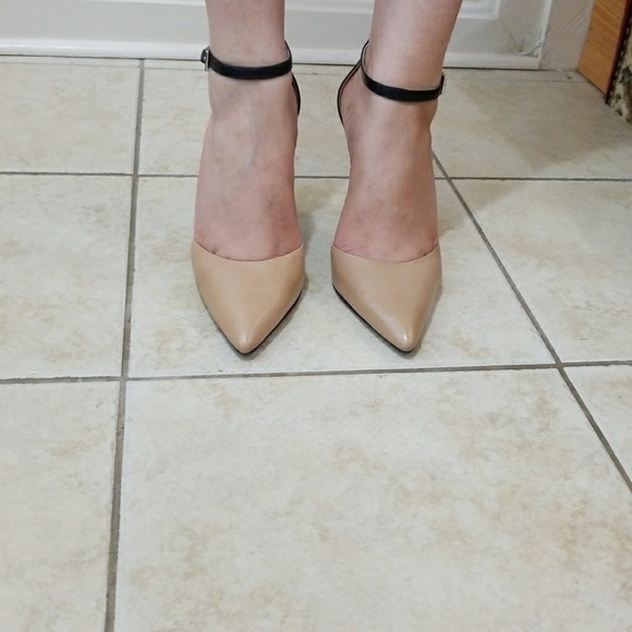BCBG, GREAT CONDITION - Picture 1 of 4