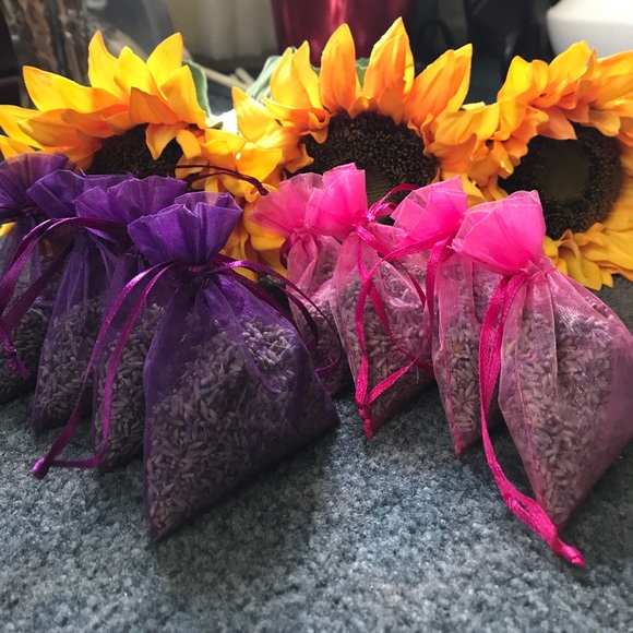 Lavender Other - Fresh Lavender Satches 4 bags purple/pink satchets