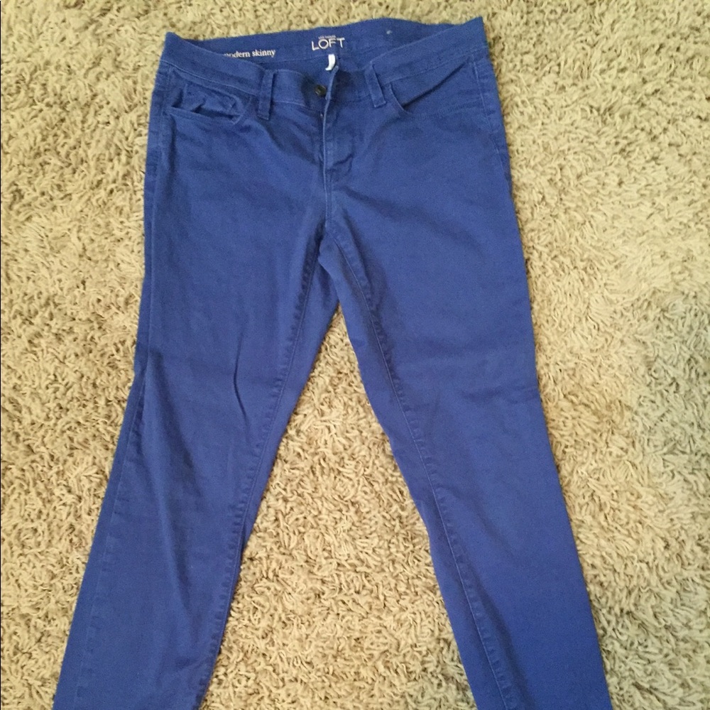 Blue skinny jeans