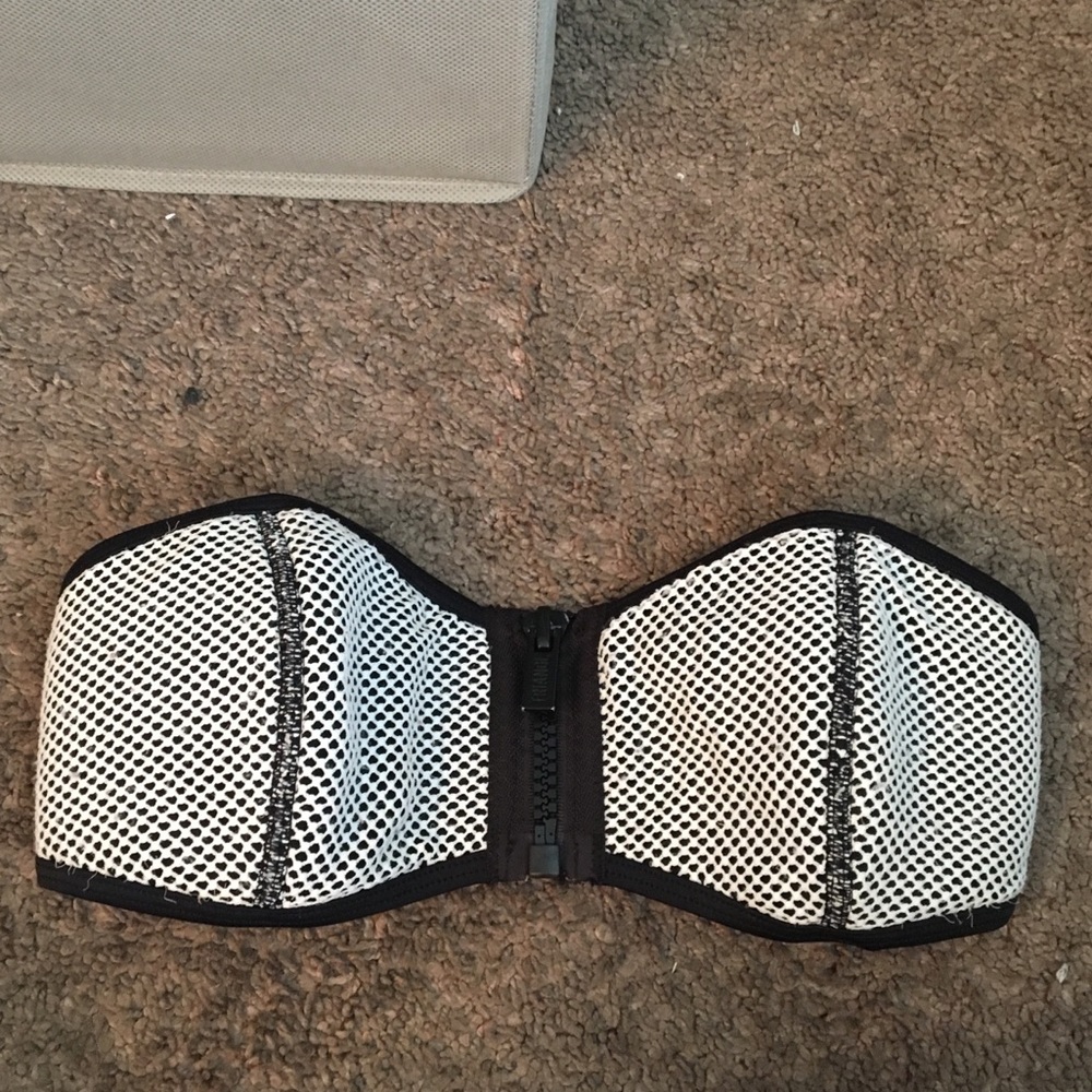 Authentic triangl bikini top