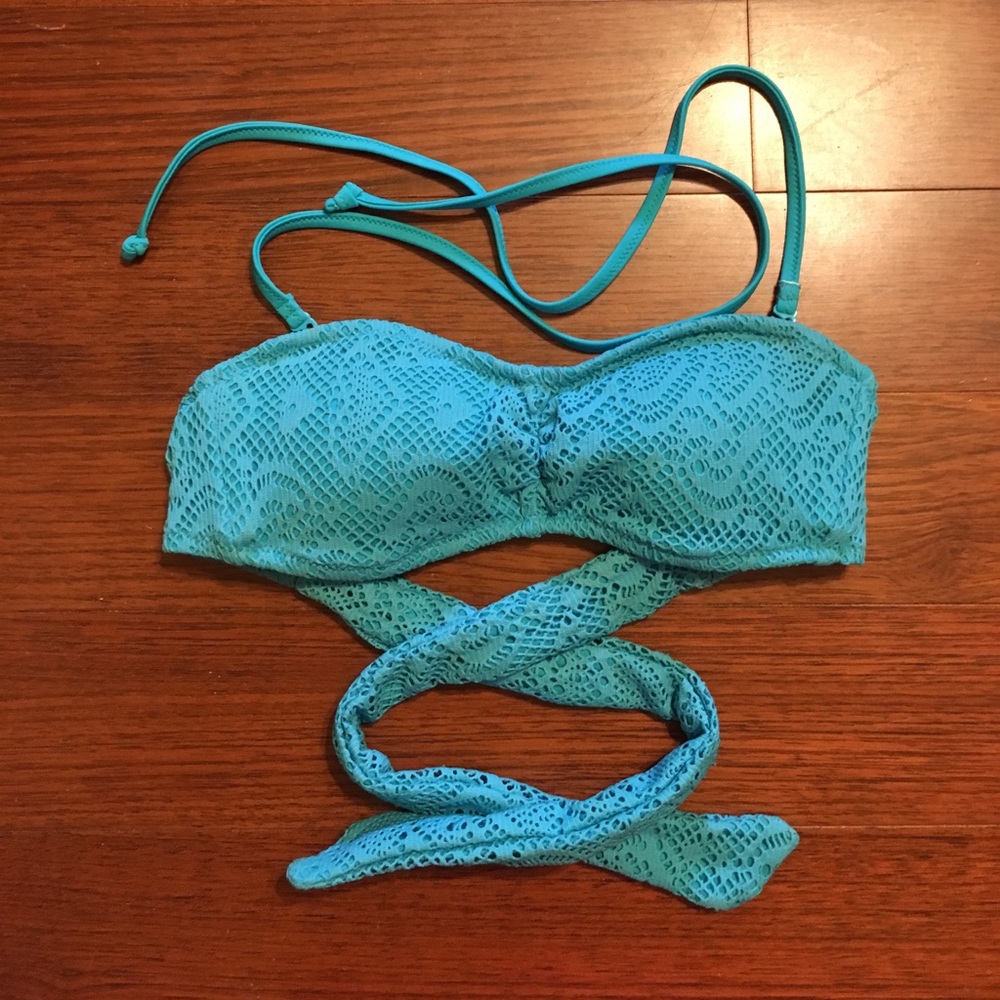 Bandeau blue bikini swim top
