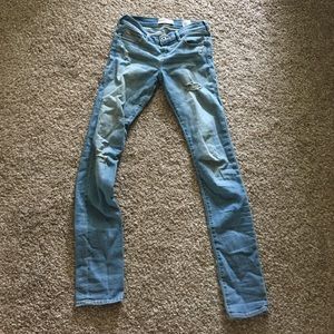 Abercrombie Kids Ripped Jegging