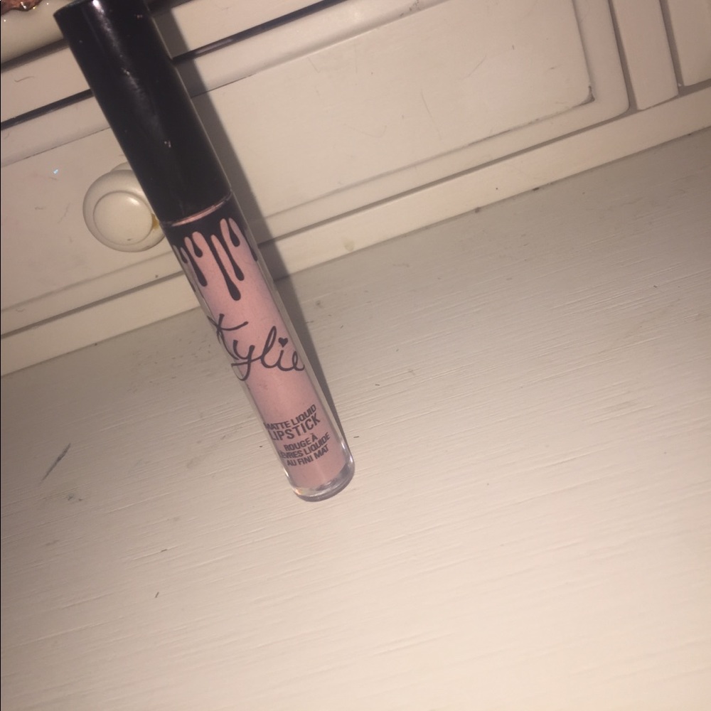 SOLD!!!!!!!!   Kylie cosmetics candy K