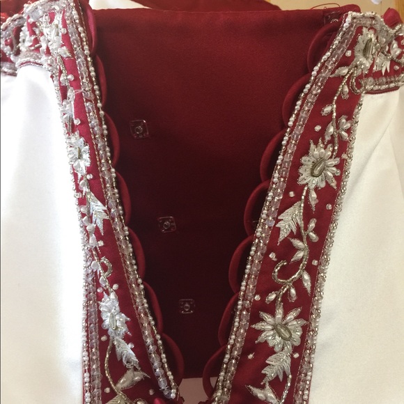 Alfred Angelo Wedding Dress - Picture 4 of 8