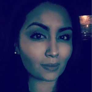 Meet your Posher, Alba