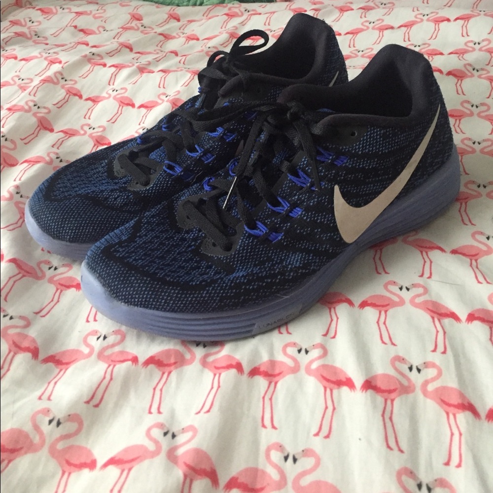 Blue Nike lunartempo 2