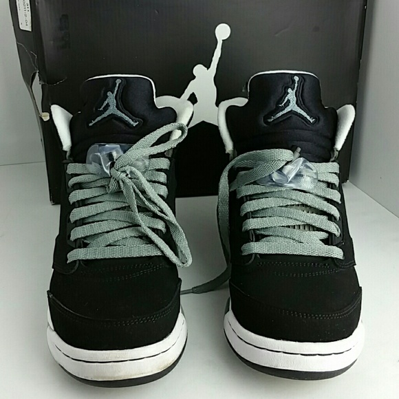 AIR JORDAN 5 RETRO OREO WOMEN/YOUTH SHOES - Picture 2 of 6