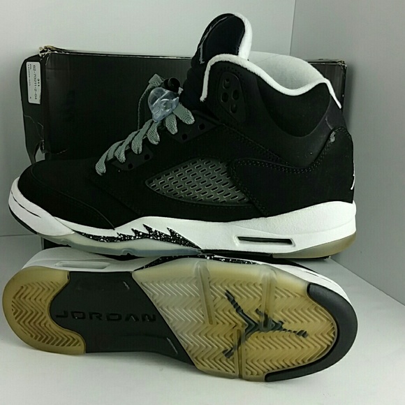 AIR JORDAN 5 RETRO OREO WOMEN/YOUTH SHOES - Picture 3 of 6