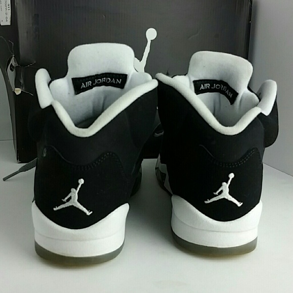 AIR JORDAN 5 RETRO OREO WOMEN/YOUTH SHOES - Picture 5 of 6