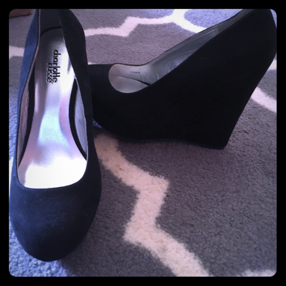 ***Final Price***Black heels