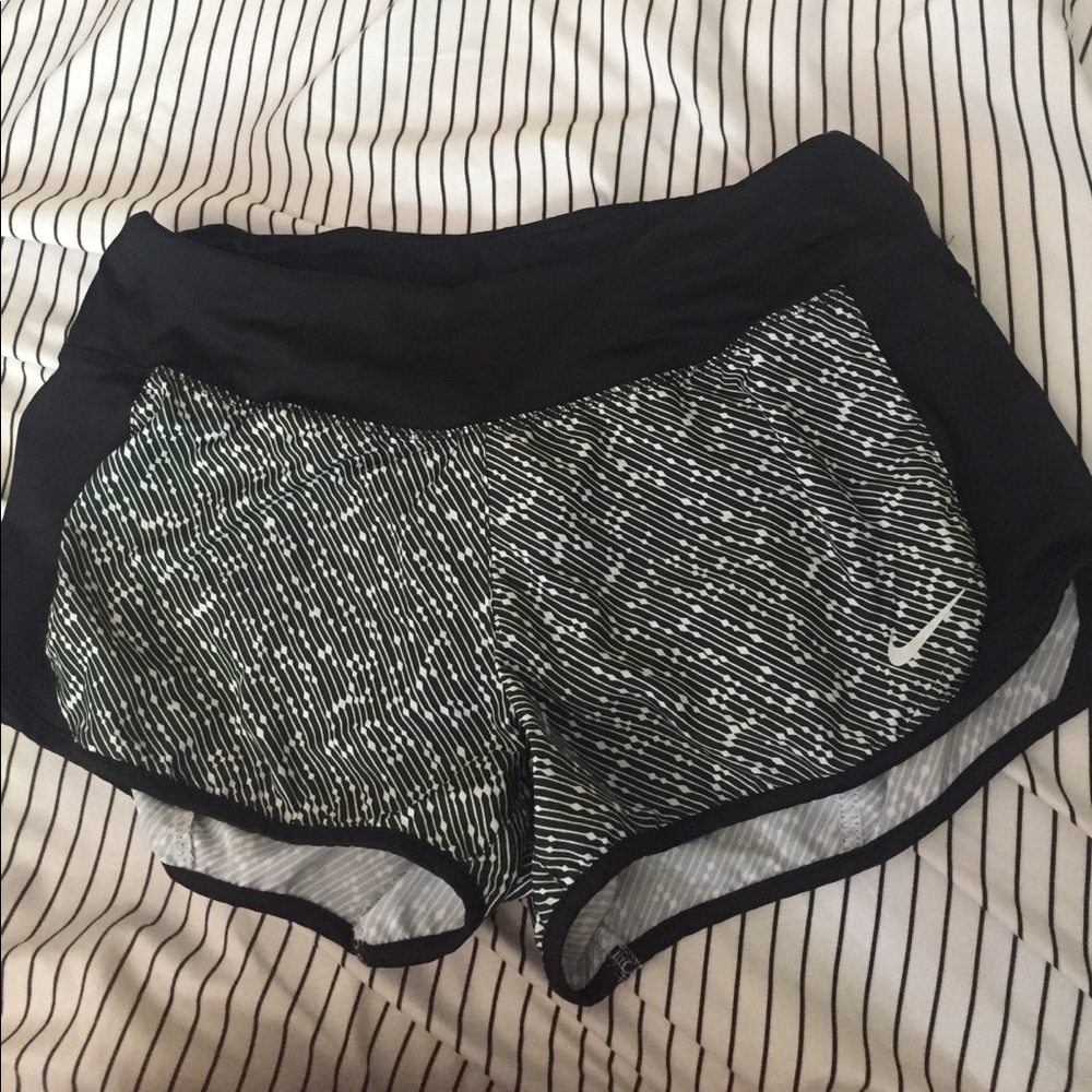 nike dry fit never worn shorts