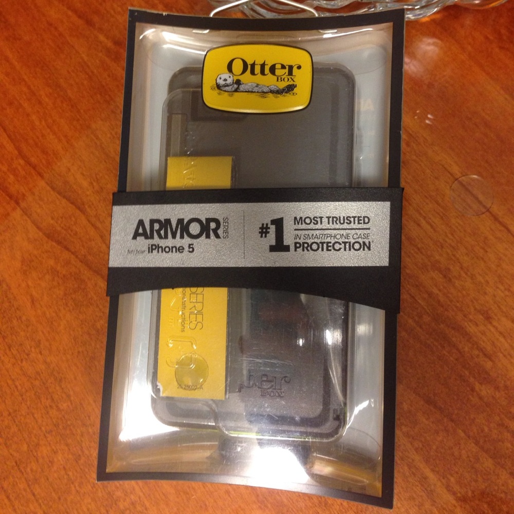 🎀IPhone 5 Otterbox Used🎀