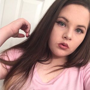 Meet your Posher, Savannah