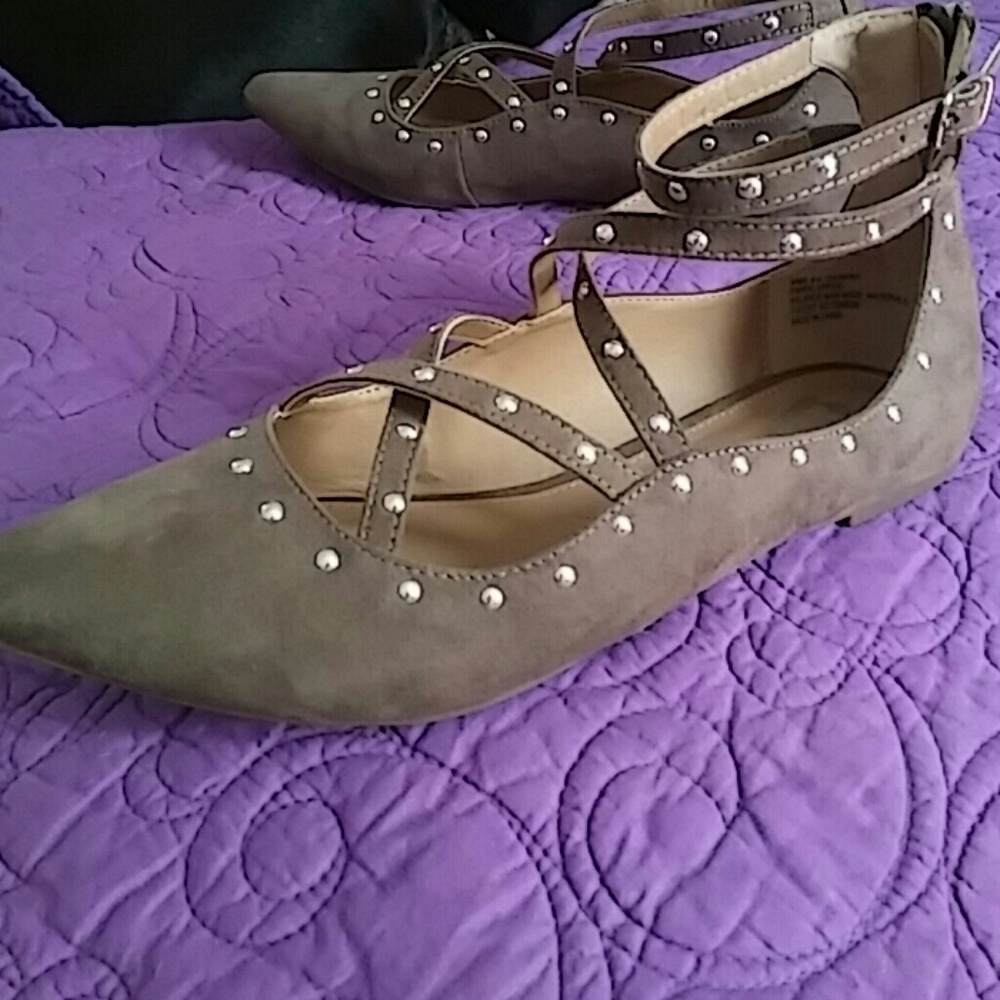 Report Ankle Strap Ballet Flat