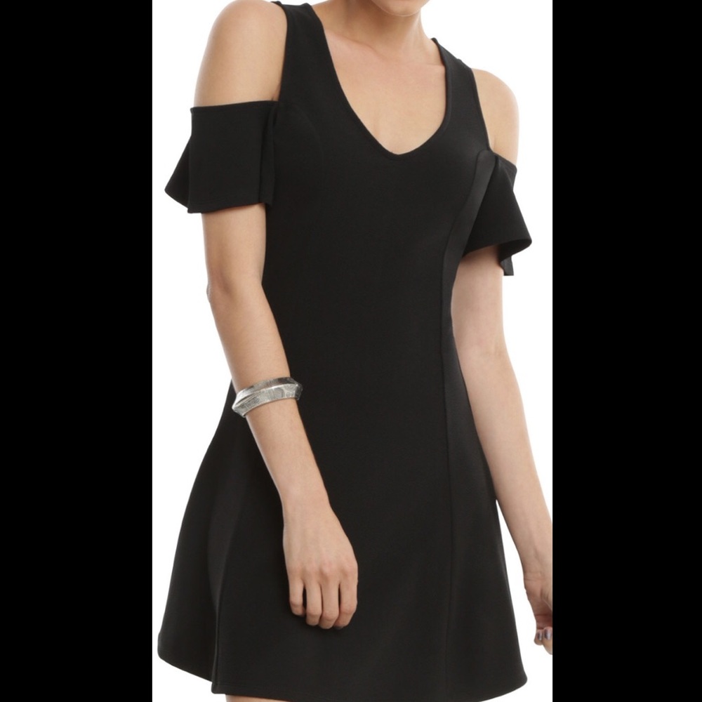 Black Almost Famous cold shoulder dress.
