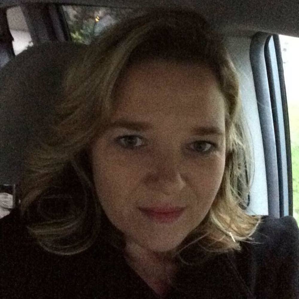 Meet your Posher, Roxanne