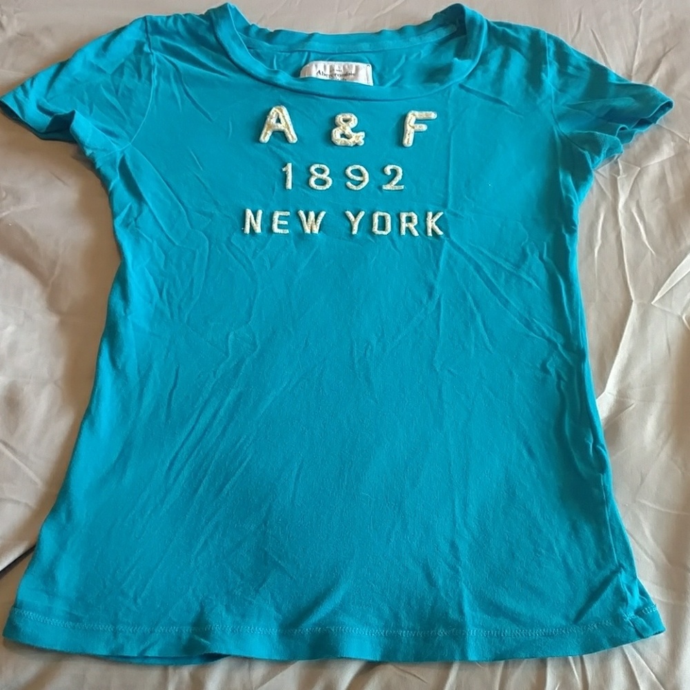 Shirts - Picture 5 of 8