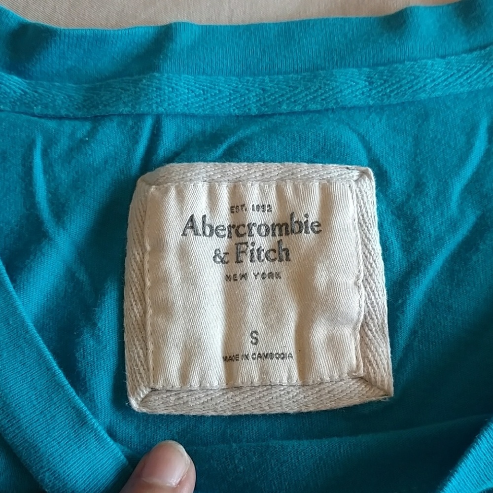 Shirts - Picture 6 of 8
