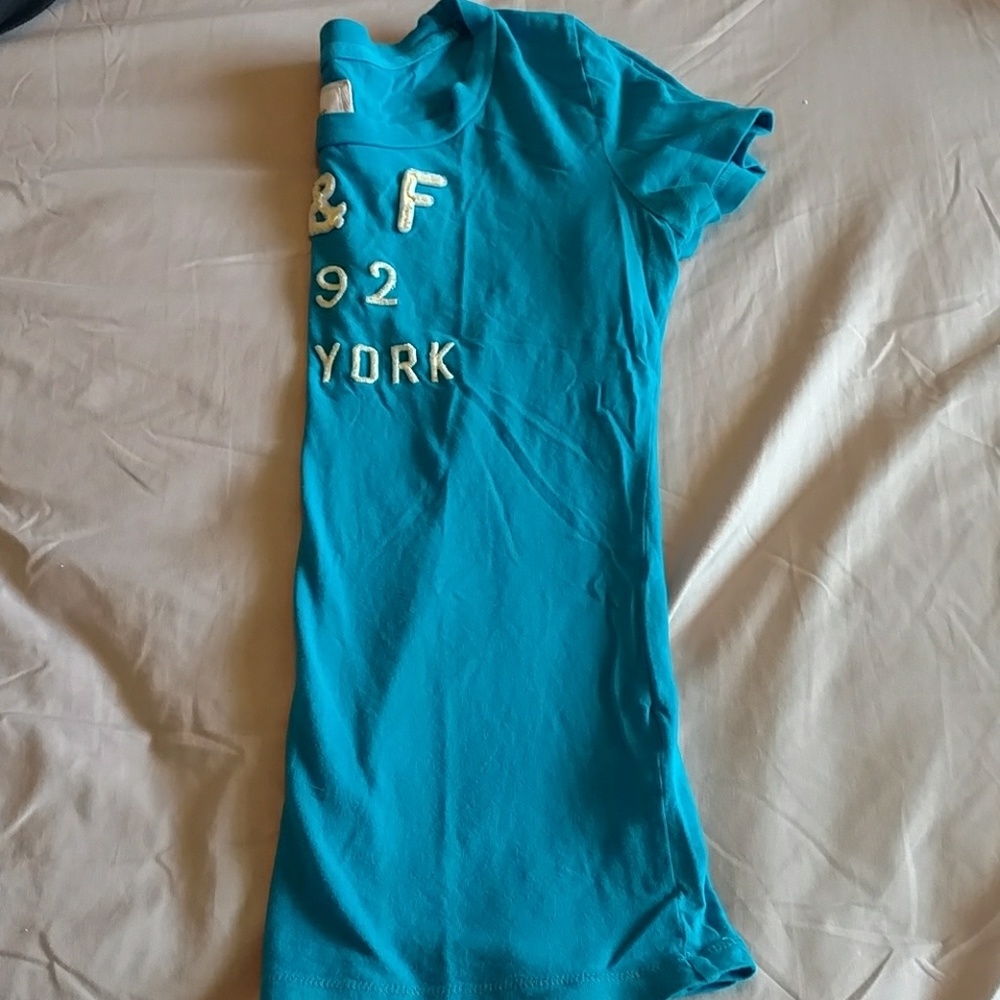 Shirts - Picture 7 of 8