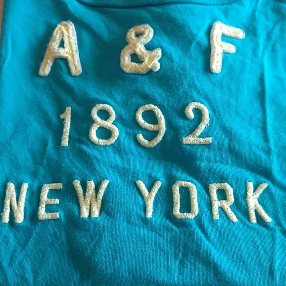 Shirts - Picture 8 of 8