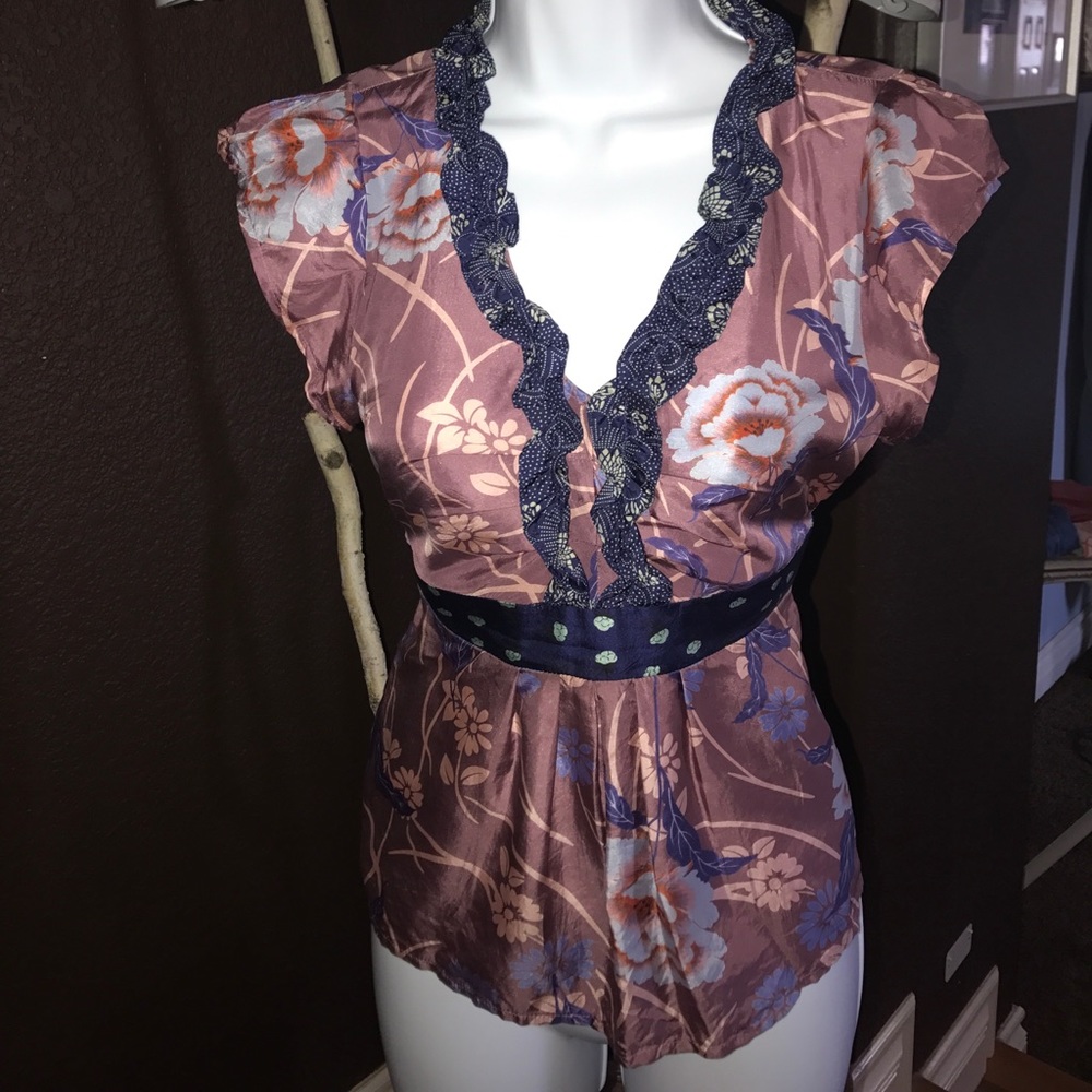 Beautiful floral Anthropologie blouse