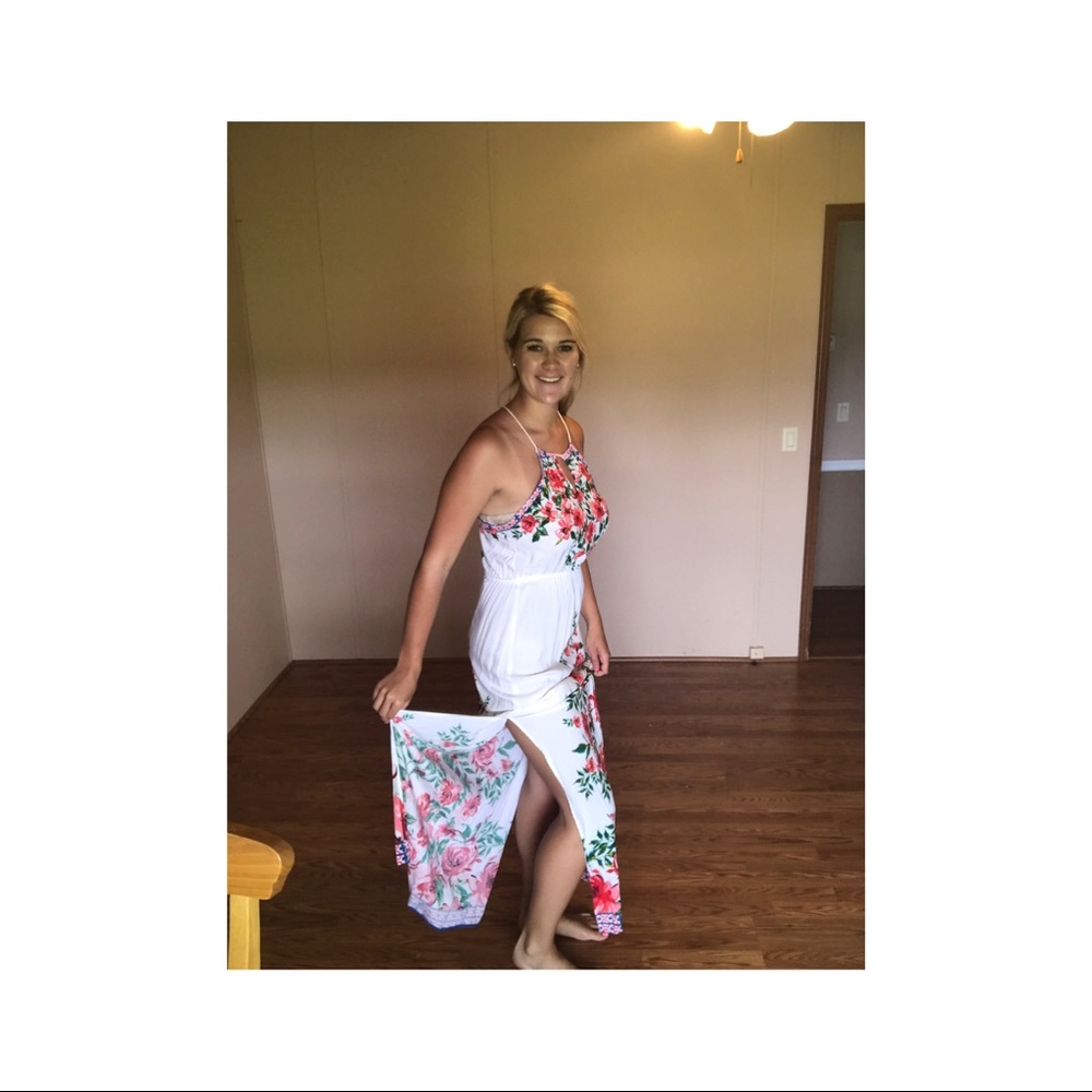 MAXI DRESS