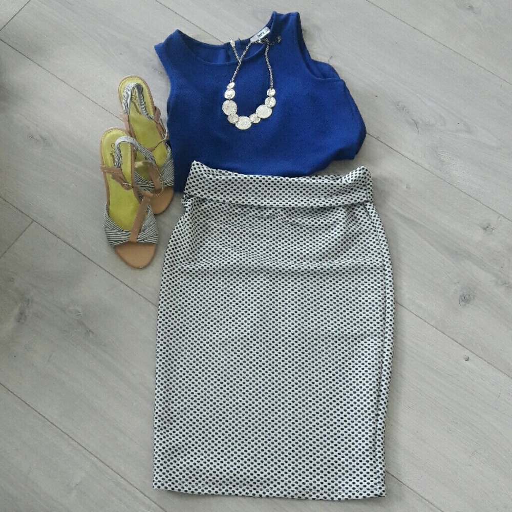 LuLaRoe Cassie pencil skirt