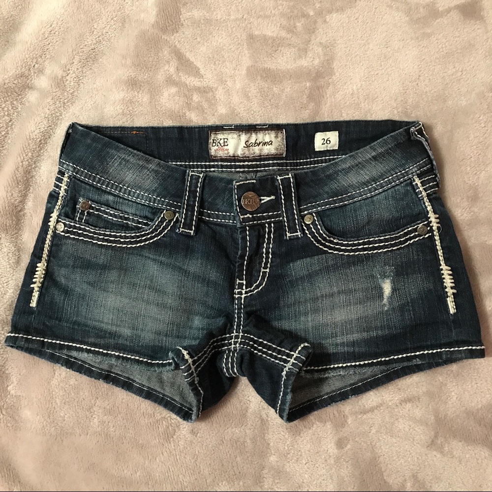 BKE Sabrina jean shorts