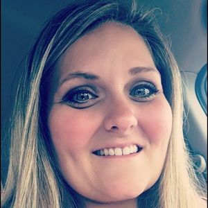 Meet your Posher, Cara