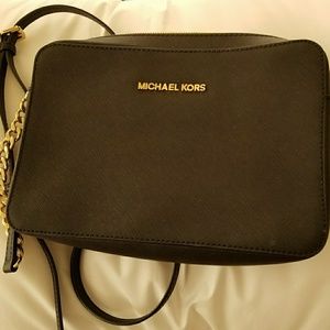 Michael Kors Crossbody purse