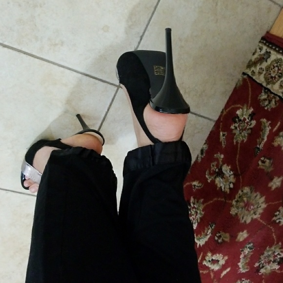 Brand new black - Picture 4 of 7