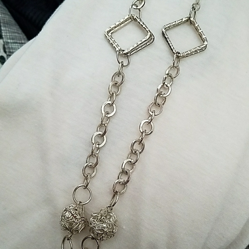 Silver colored necklace