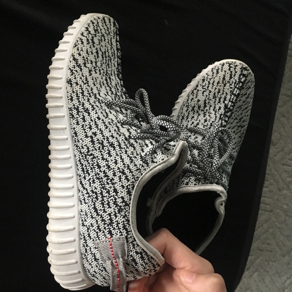 Non-authentic Yeezys boosts