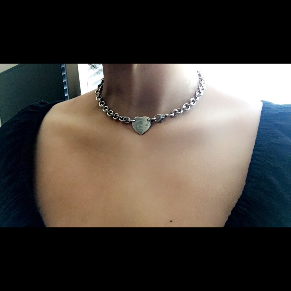 Return to Tiffany & Co choker