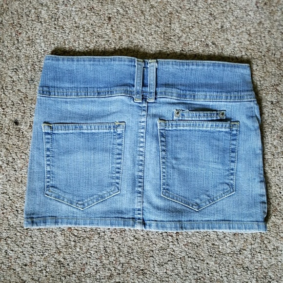Jean skirt - Picture 2 of 2