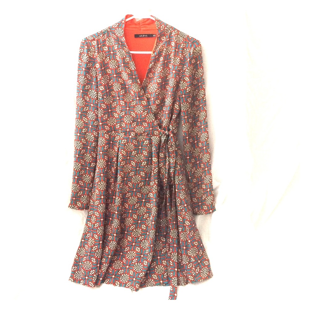 Patterned wrap dress