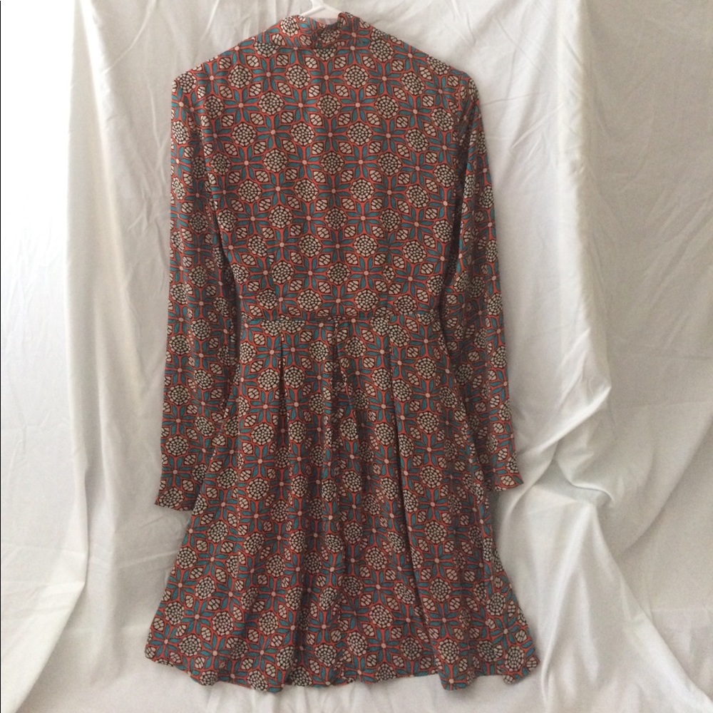 Patterned wrap dress - Picture 2 of 4