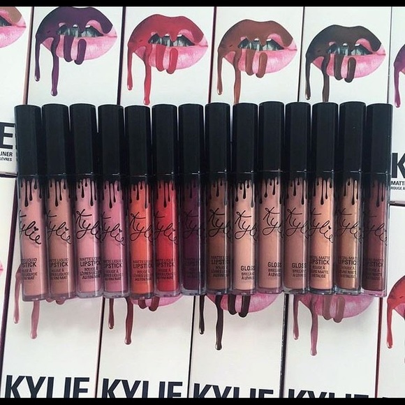 Kylie Jenner cosmetics - Picture 3 of 4