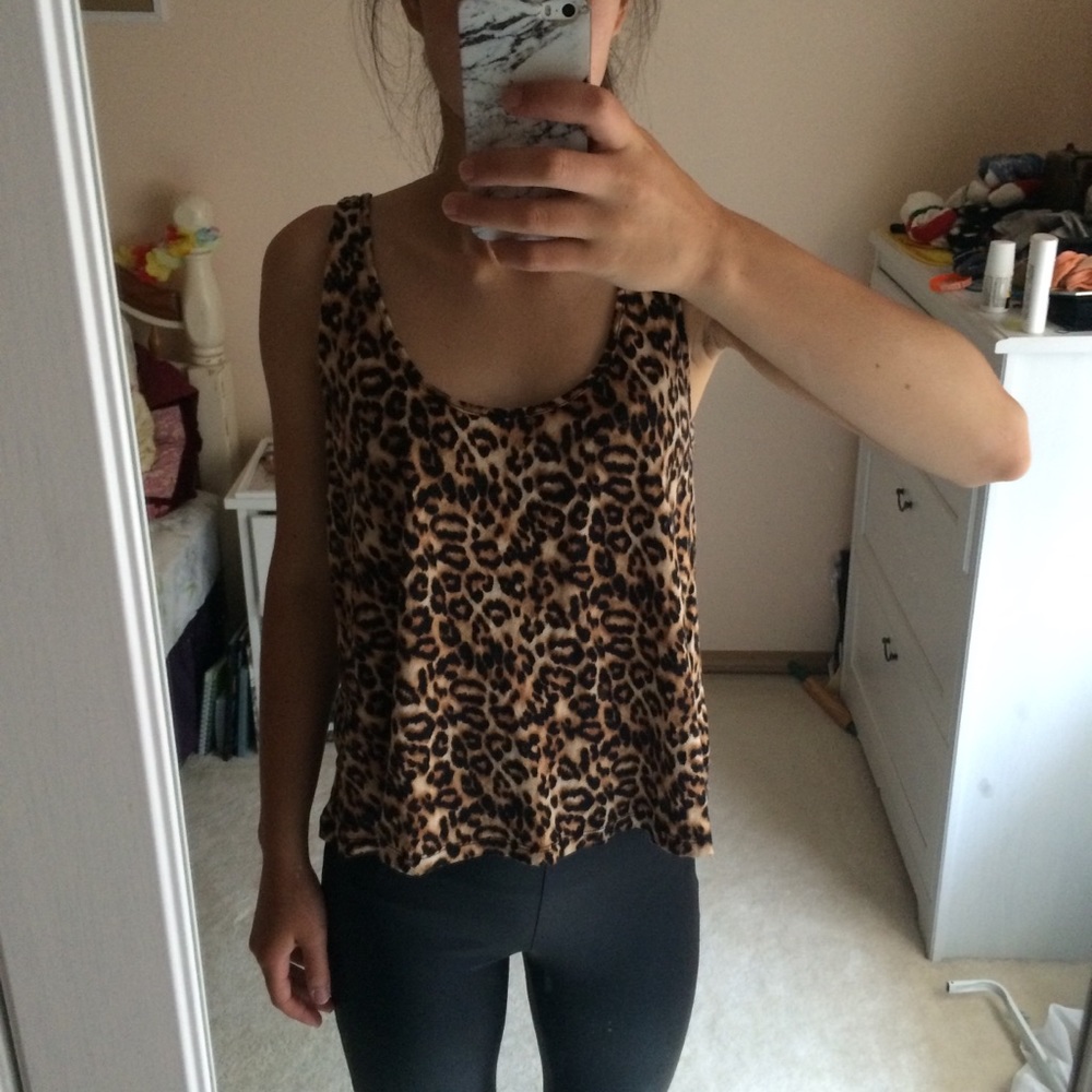 Leopard print top