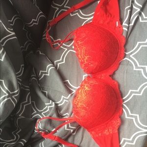 Red VS PINK DATE PUSH UP BRA 34DD