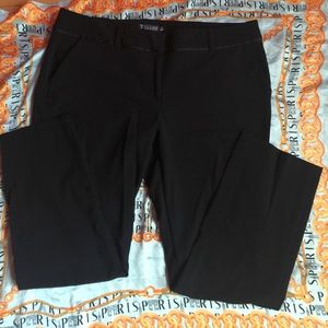 Black dress pants/slacks