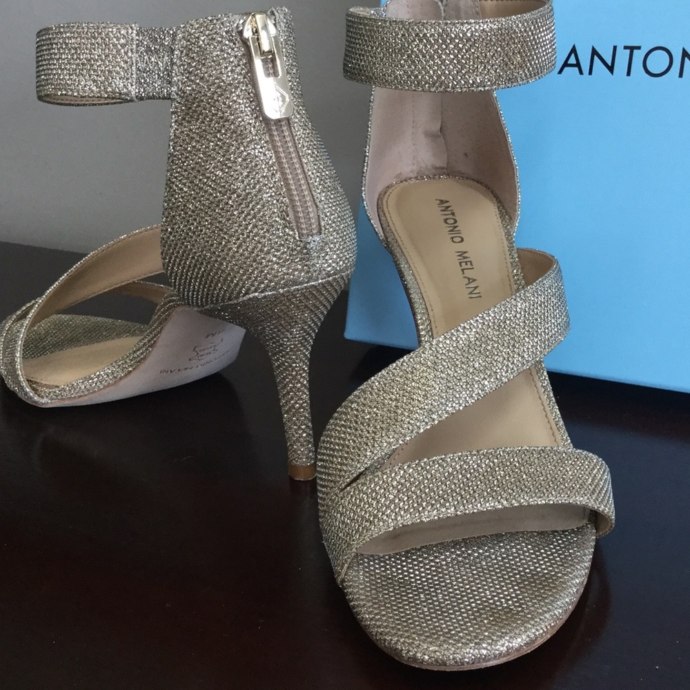 Antonio Melani gold glitter sandels