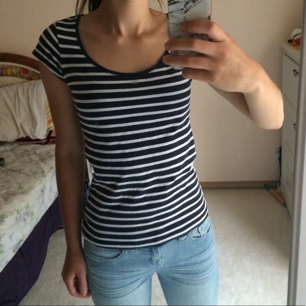 Striped shirt with scoop neck