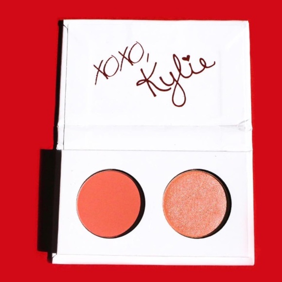 Kylie Cosmetics Valentine Kiss Me Set