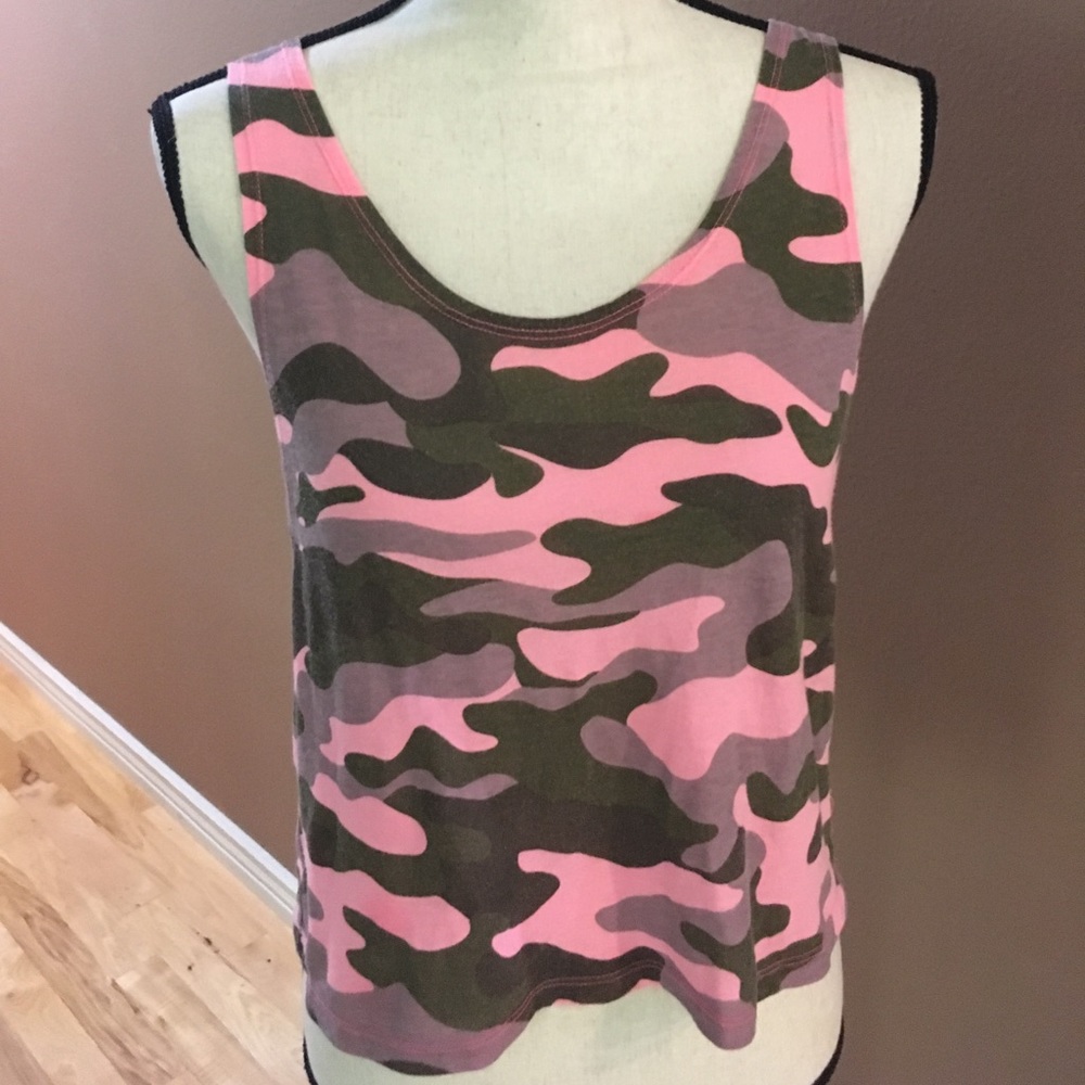 PINK by VS Camo Pink