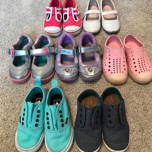 Little Girl Size 7 Shoes